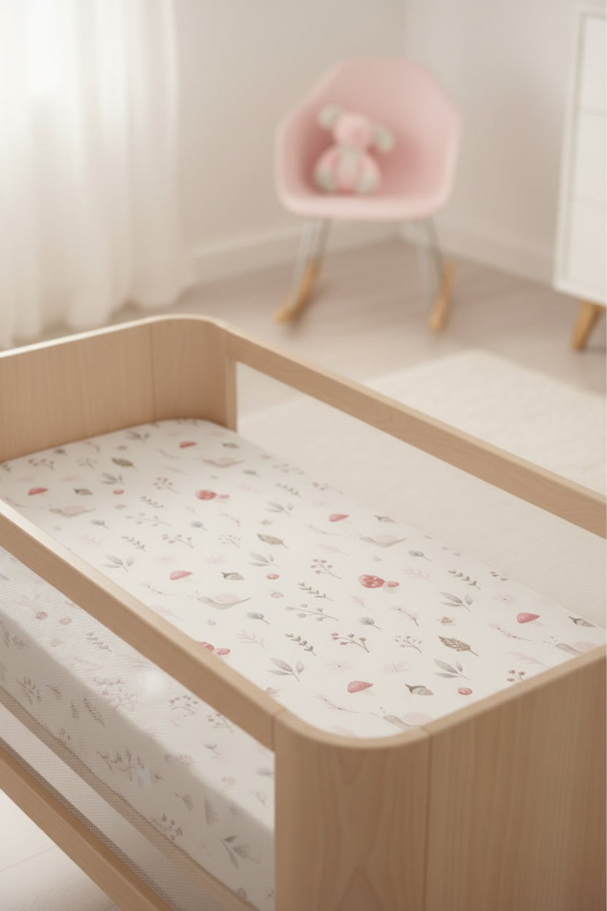 Pack of three Next2me Fittedsheets - Pink snail image