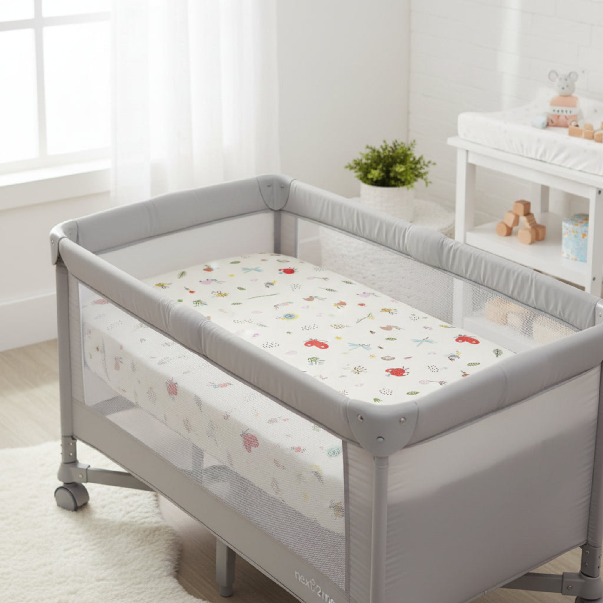 Pack of three Next2me Fittedsheets - Butterfly image