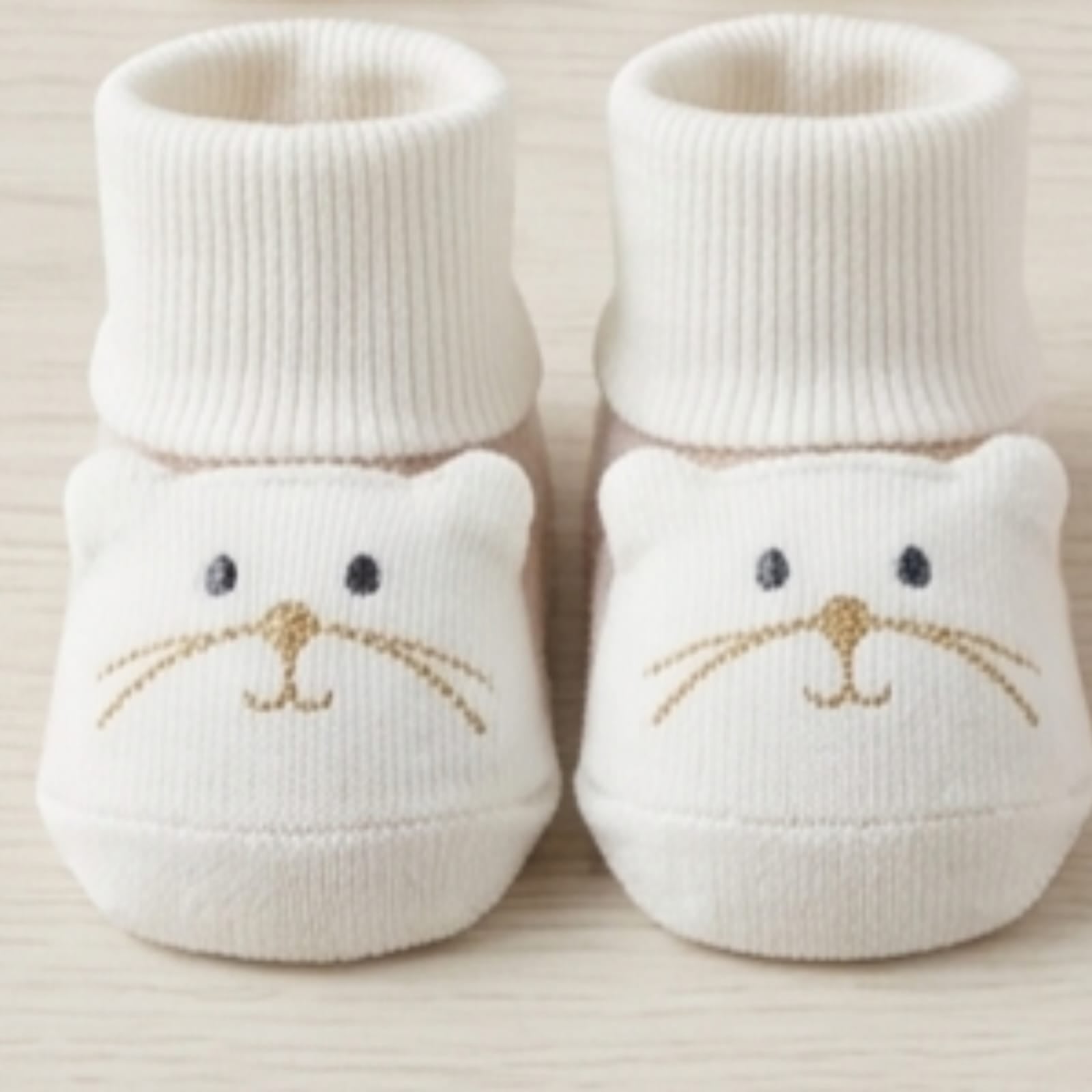 Bear Pattern Baby Booties