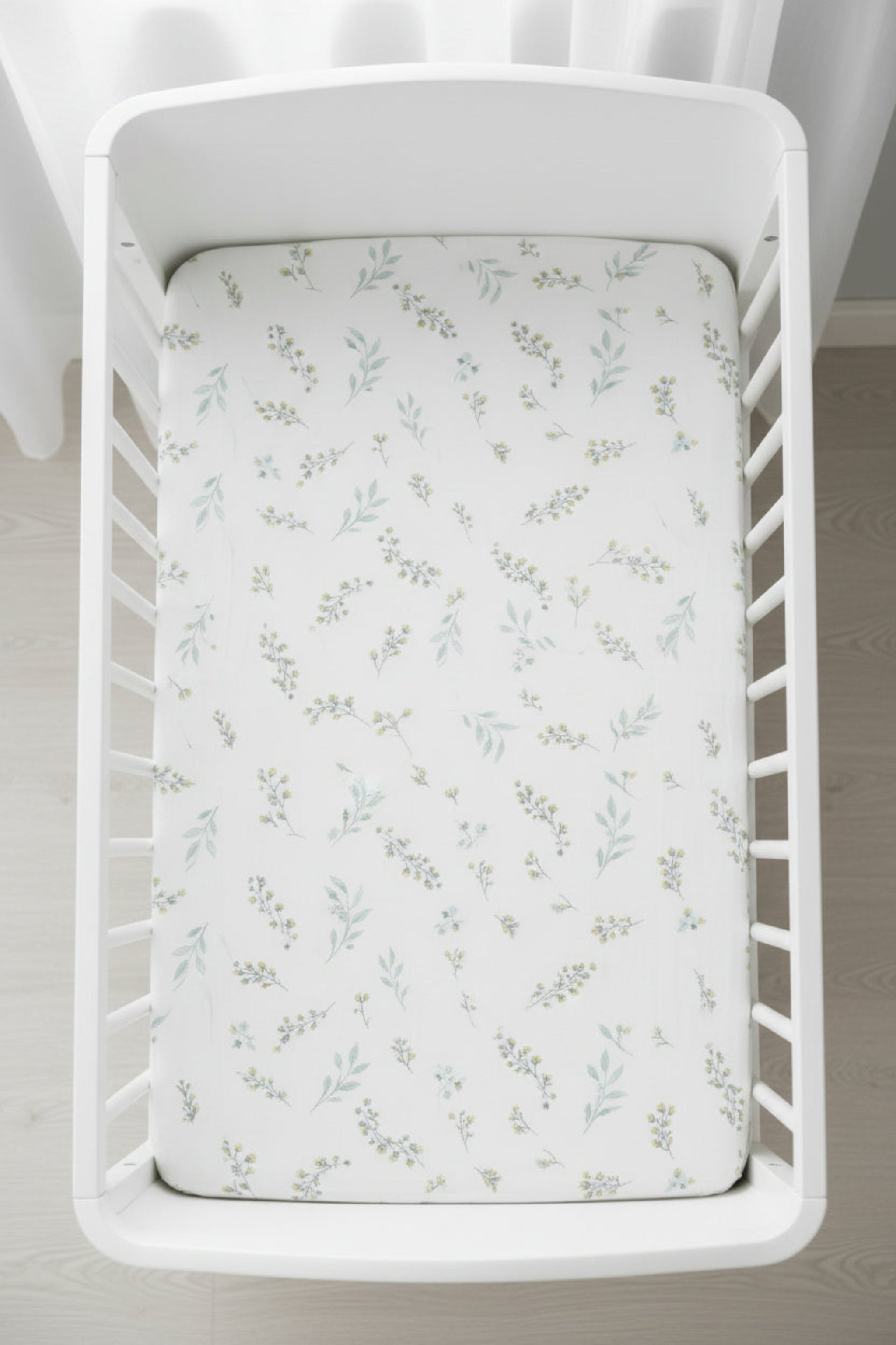 Pack of three Next2me Fittedsheets - Green olives image